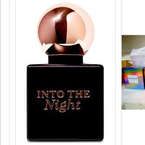 Into the Night Fragrance: Bath & Body Works